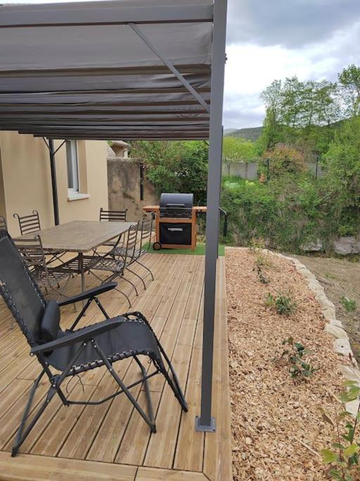 Gite Le Chaudron 1 A 7Pers Avec Piscine Villa Montclar-sur-Gervanne Esterno foto